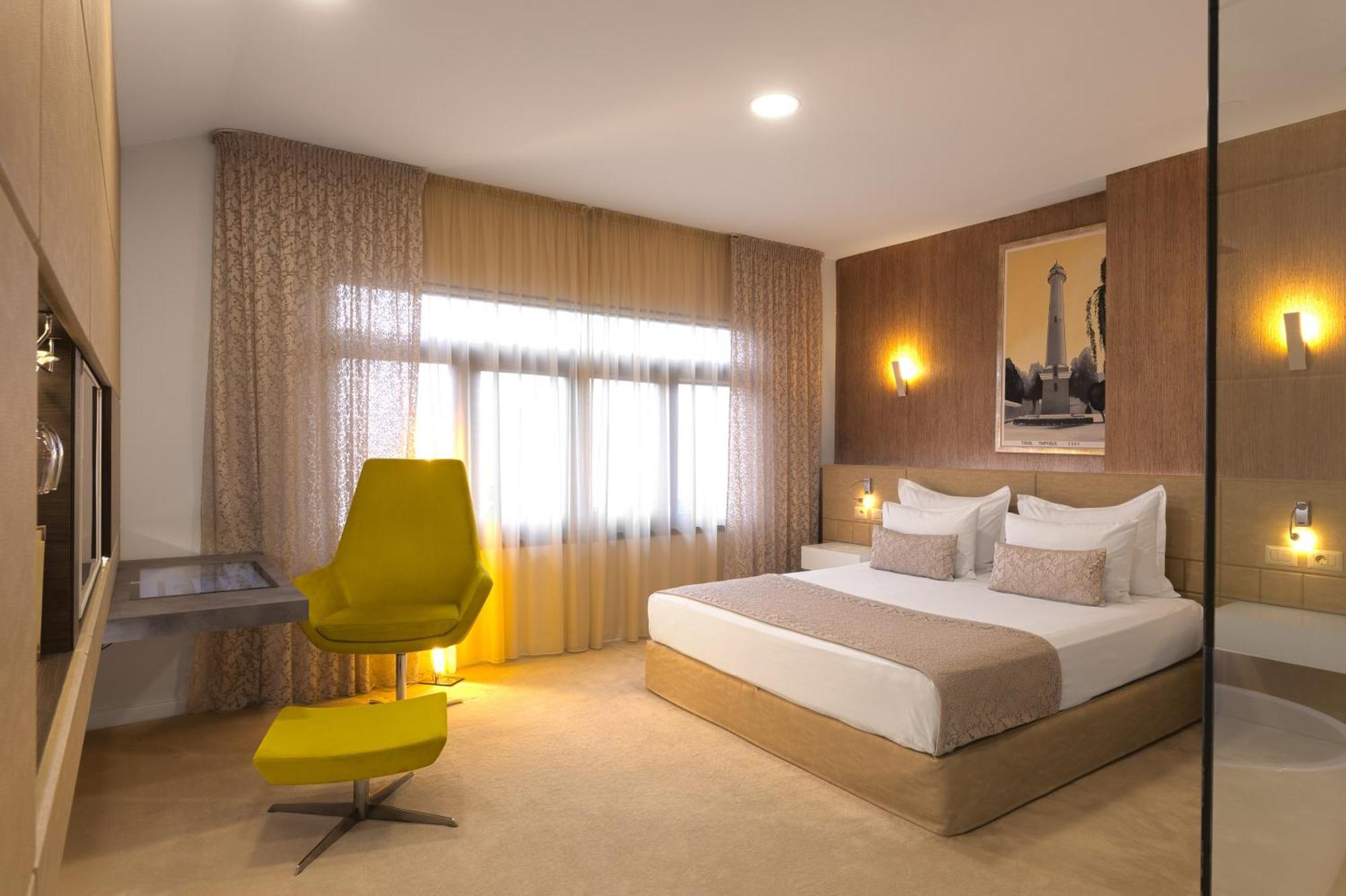 Hotel Vila Class サトゥ・マーレ エクステリア 写真